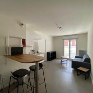 FRANCS MURIERS - MEUBLE